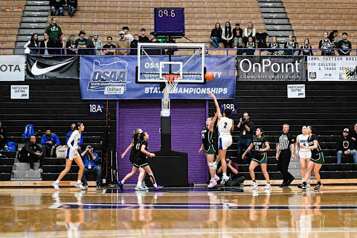 South Medford West Salem 6A Oregon girls basketball quarterfinal Naji Saker -38